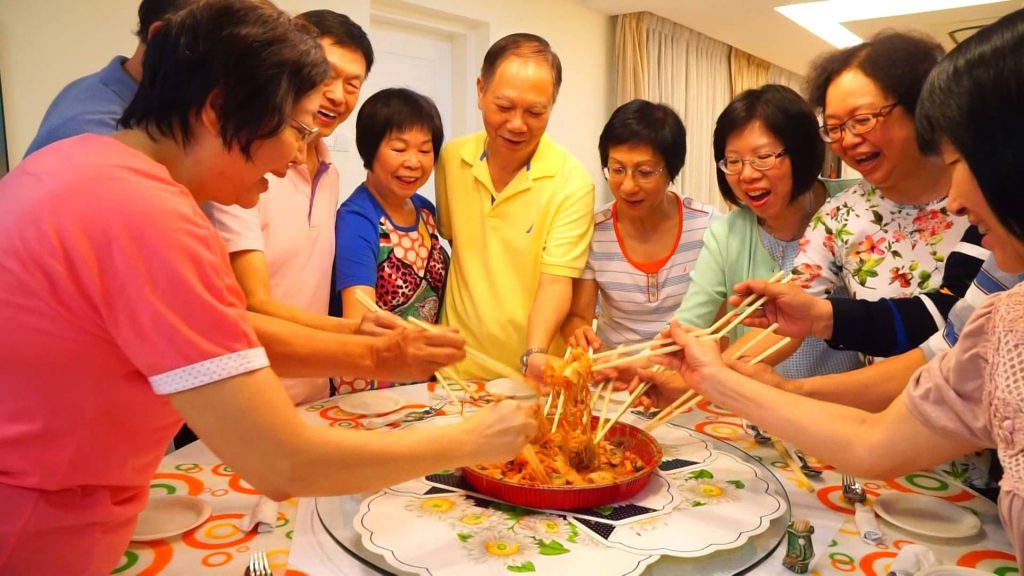 舌尖上的乡愁：新加坡华人的年夜饭怎么吃？-热点新加坡