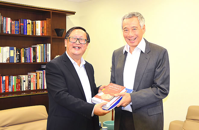 李显龙总理会见杨洁篪胞弟杨洁勉-热点新加坡