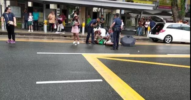 新加坡突发街头砍人事件  惊恐场面吓坏路人-热点新加坡