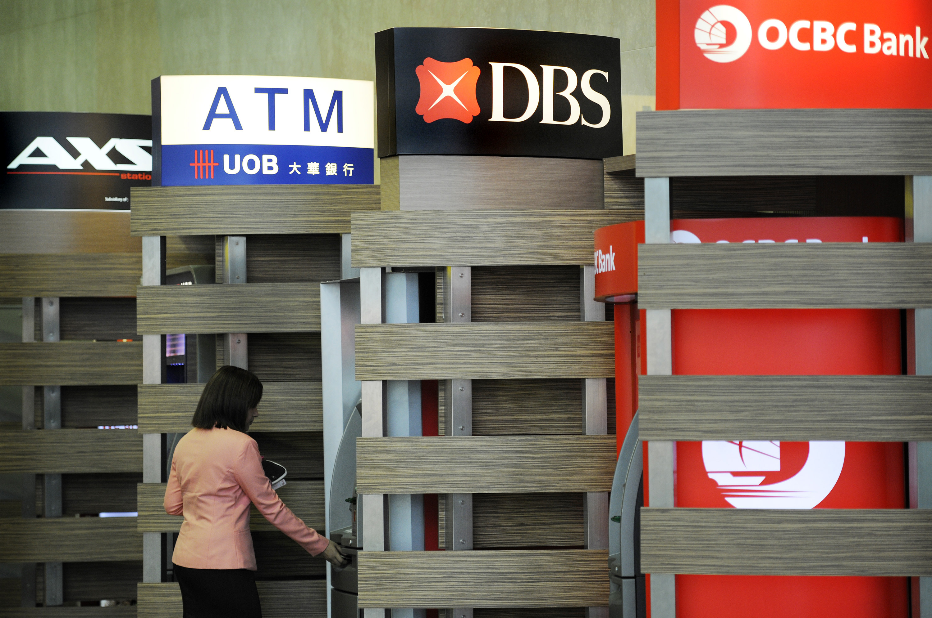 当心！大批海外华人的银行账号被封！身在新加坡的你请注意-热点新加坡