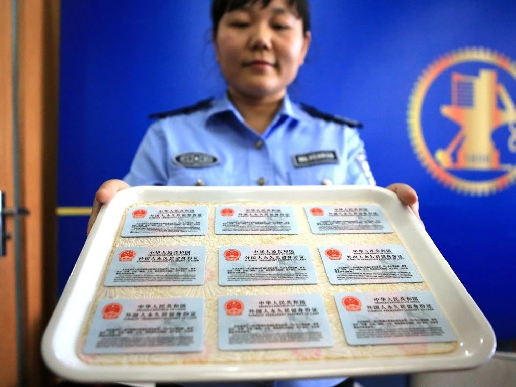 自2月1日起 中国施行八项出入境便利措施 其中包括为外籍华人提供签证、居留便利-热点新加坡